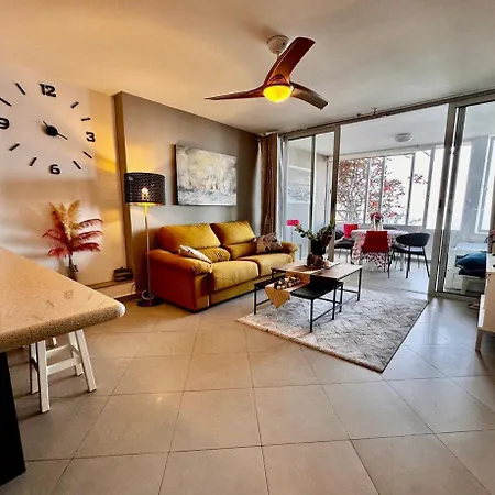 Elegante Con Vista Directa Al Mar *