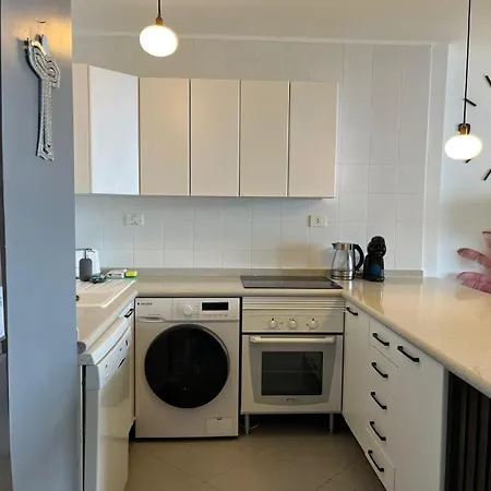 Elegante Con Vista Directa Al Mar *