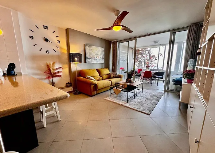 Elegante Con Vista Directa Al Mar *