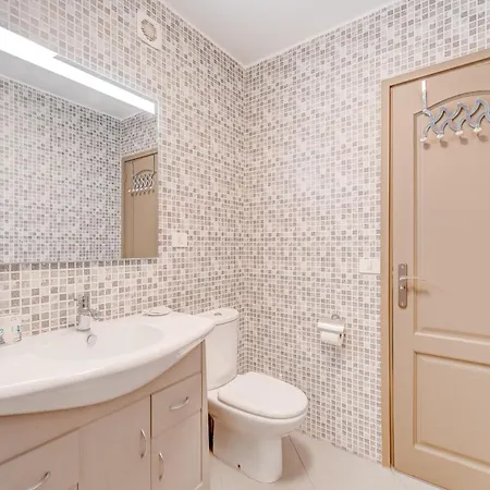 Elegante Con Vista Directa Al Mar