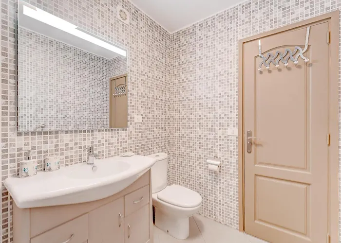 Elegante Con Vista Directa Al Mar