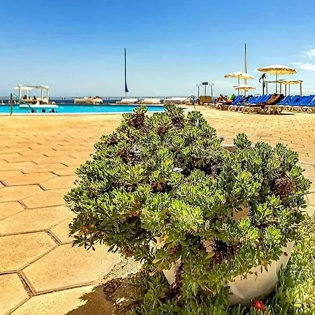 Elegante Con Vista Directa Al Mar Apartman