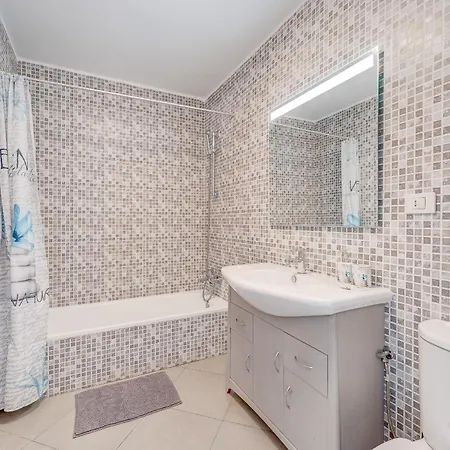 Elegante Con Vista Directa Al Mar