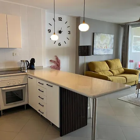 Apartman Elegante Con Vista Directa Al Mar *