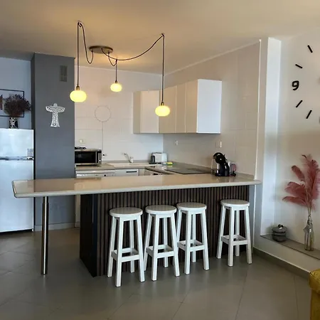 Elegante Con Vista Directa Al Mar